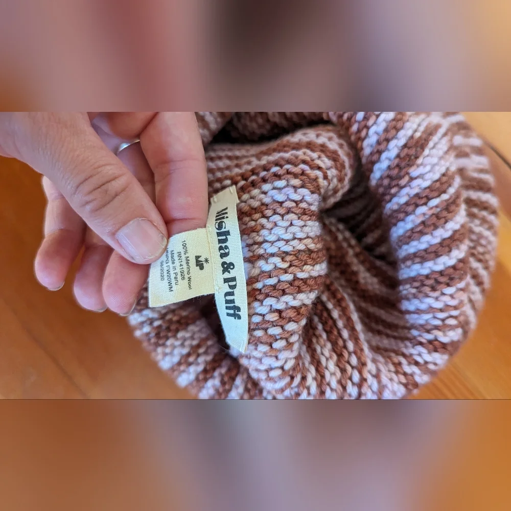 Misha & Puff Garter Hat - Picture 2 of 3